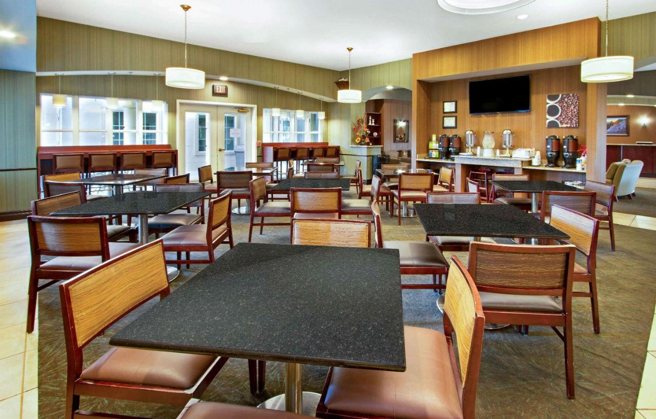 La Quinta Inn & Suites By Wyndham Albuquerque Midtown מראה חיצוני תמונה
