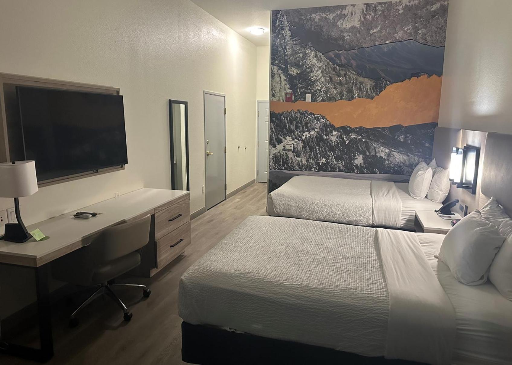 La Quinta Inn & Suites By Wyndham Albuquerque Midtown מראה חיצוני תמונה